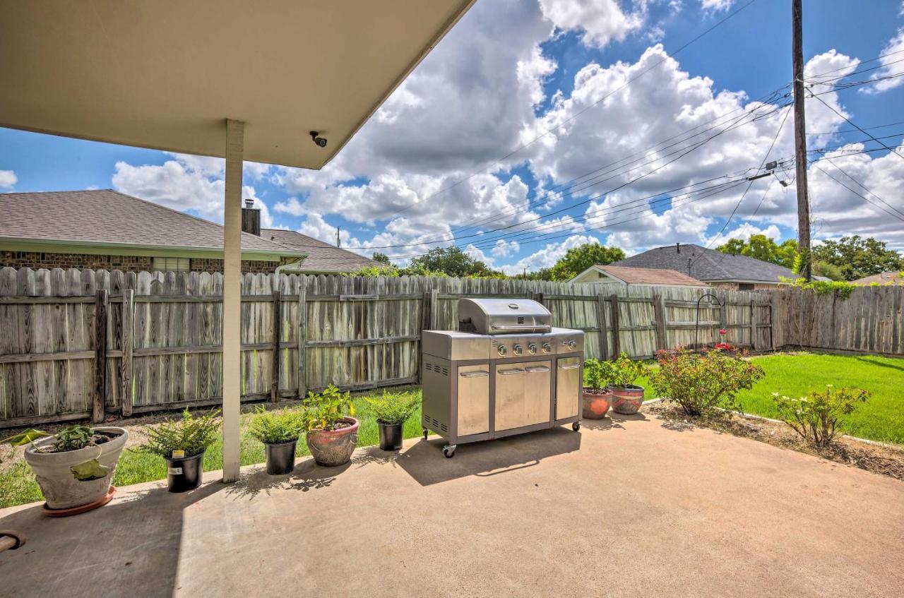 Pet-Friendly Bryan Home Less Than 5 Mi To Texas A And M! Exterior photo